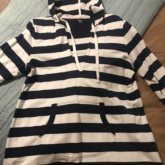 GAP pullover - Picture 2 of 3